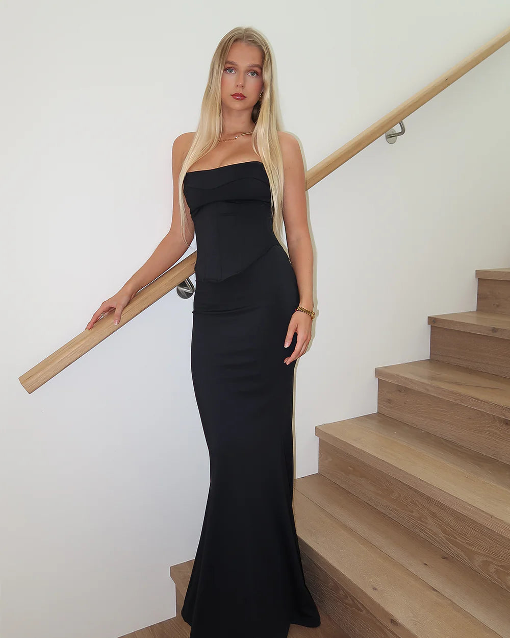 HNTR The Label - Louie Gown in Noir - Rent Club