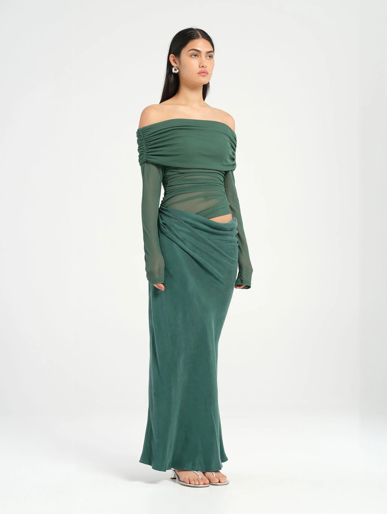 Benni - Yasmin Off Shoulder Maxi Dress in Pine - Rent Club