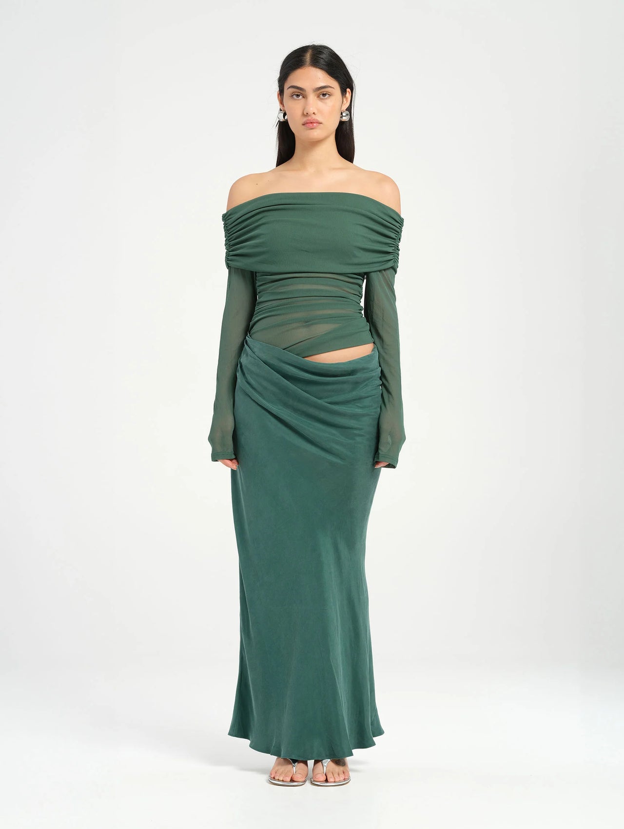 Benni - Yasmin Off Shoulder Maxi Dress in Pine - Rent Club