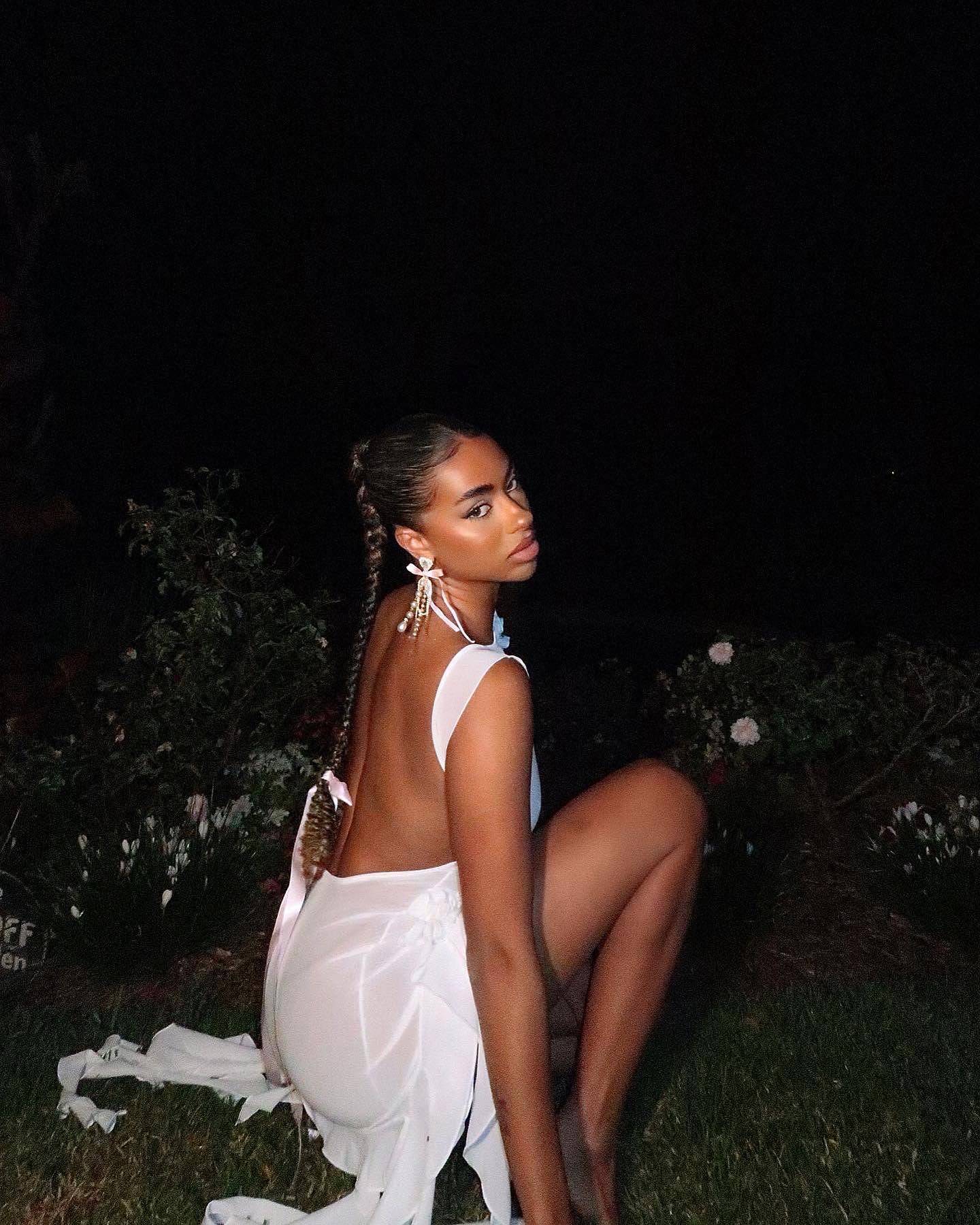 Fanci Club - White Apple Cocktail Dress in White - Rent Club