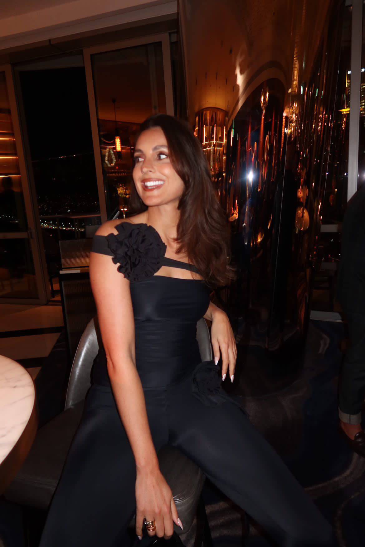 Fanci Club - The Rosé Tube Top in Black - Rent Club