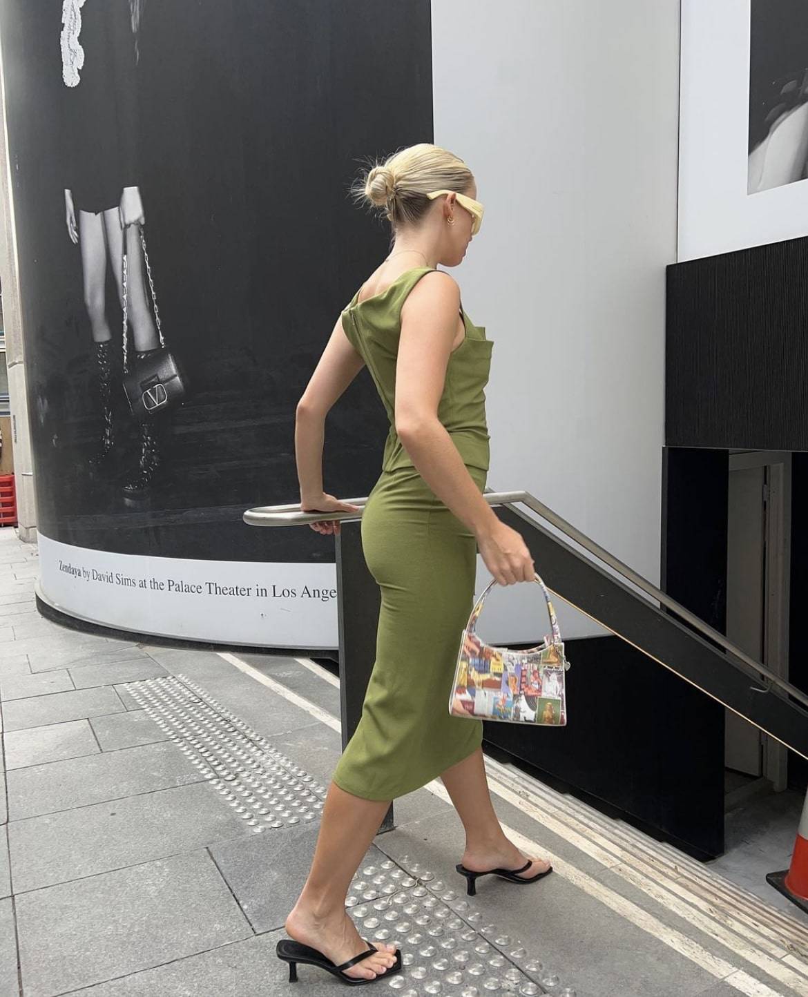 Miaou - Moni Midi Skirt in Olive - Rent Club