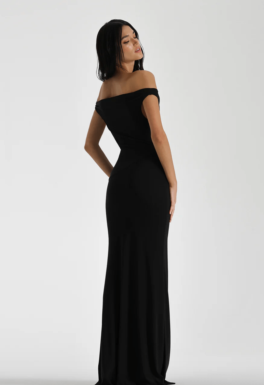 Natalie Rolt - Bettina Gown in Black - Rent Club
