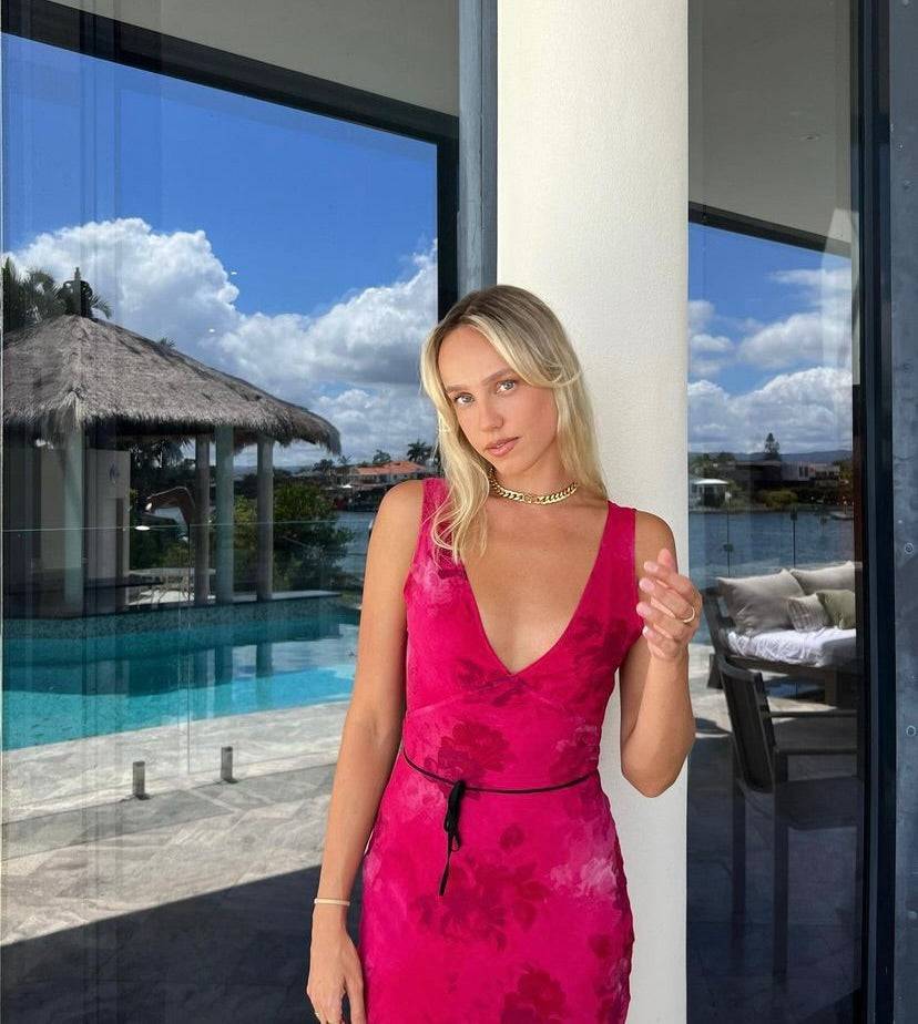 Realisation Par - The Marie in Anastasia Rose - Rent Club