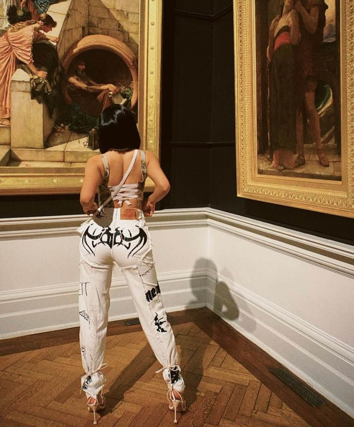 Vetements x Levi's - High-Rise Wide-Leg Jeans - Rent Club