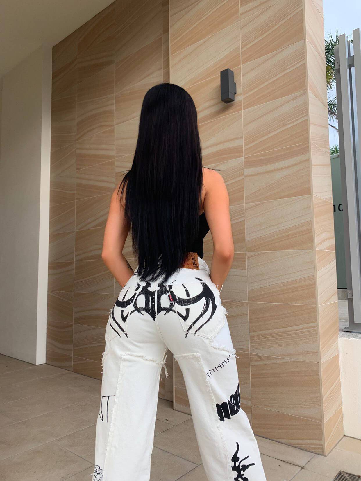 Vetements x Levi's - High-Rise Wide-Leg Jeans - Rent Club