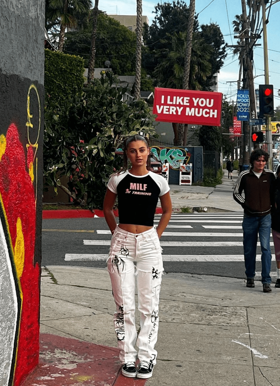 Vetements x Levi's - High-Rise Wide-Leg Jeans - Rent Club