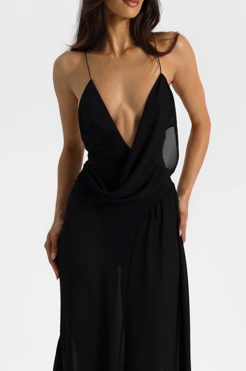 Natalie Rolt - Agnes Dress in Black - Rent Club