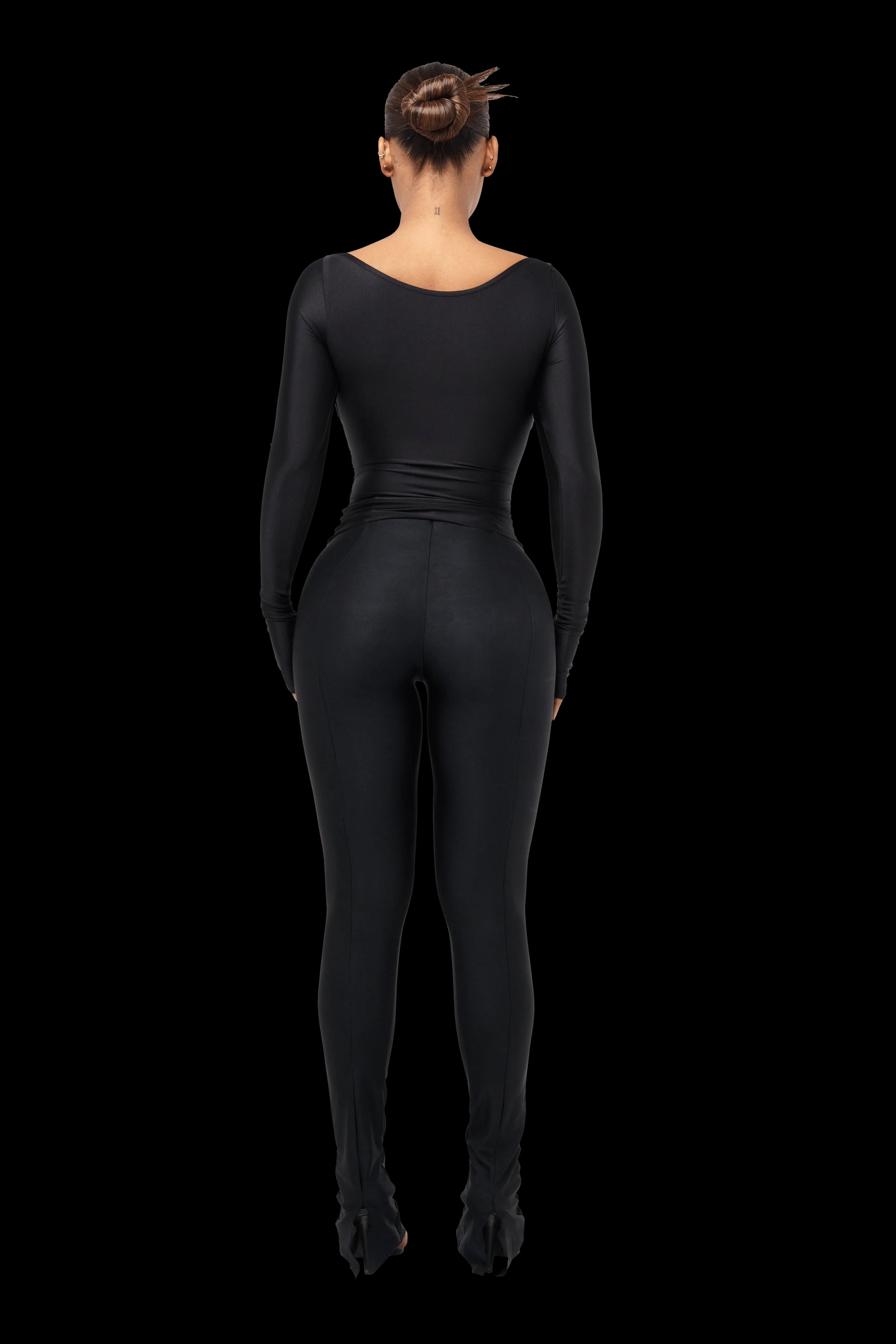 Coucoo - Lanai Long-Sleeved Top and Leggings in Squid Ink - Rent Club